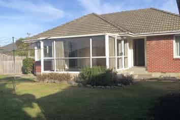 41 Flower Street, Bryndwr