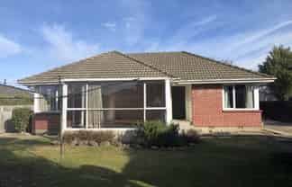 41 Flower Street, Bryndwr