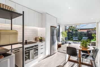 7/11 Hinemoa Street, Spreydon