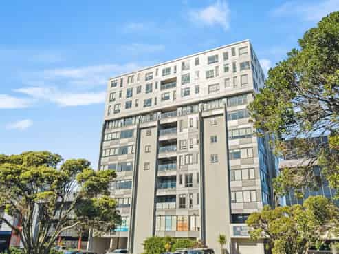 705/17 Putney Way, Manukau