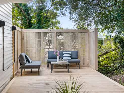 7 Thomson Grove, Stokes Valley