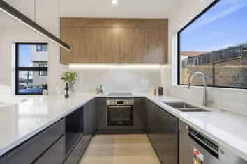 7/16 Binsted Road, New Lynn