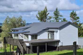 43 The Pines Road, Paparoa