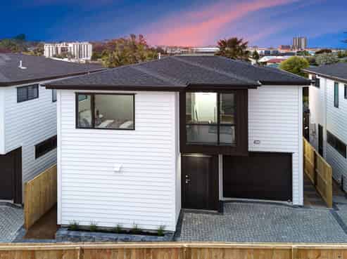 4B Congreve Place, Blockhouse Bay
