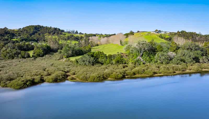 2/399 Whitmore Road, Tawharanui Peninsula