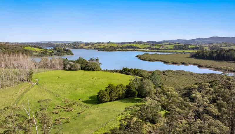 2/399 Whitmore Road, Tawharanui Peninsula