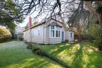 10 Newport Street, Belleknowes