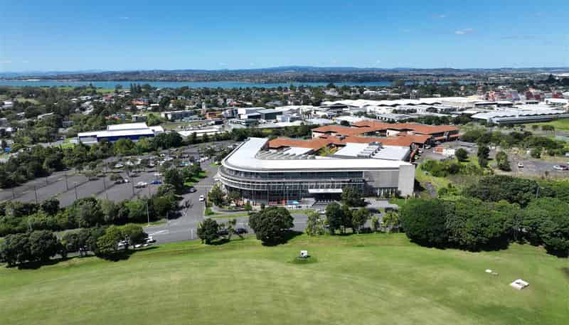  L2, 263 Morrin Road, Saint Johns