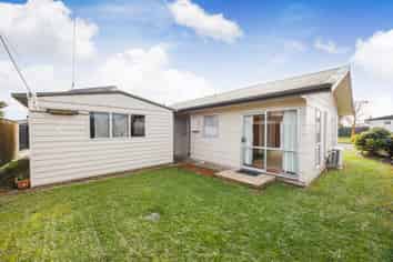 15 Leander Place, Milson