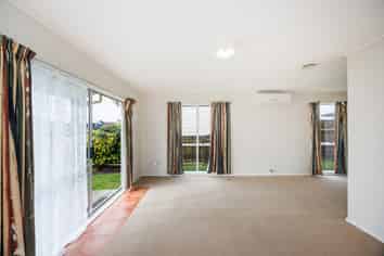 15 Leander Place, Milson