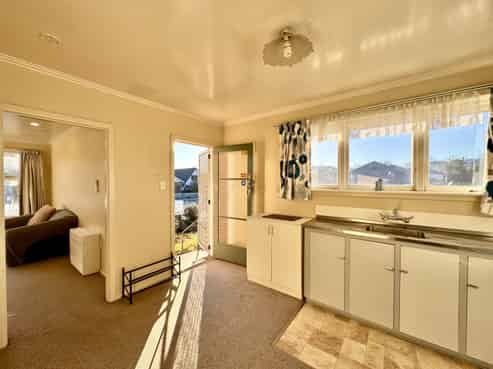 57 Le Cren Street, Seaview
