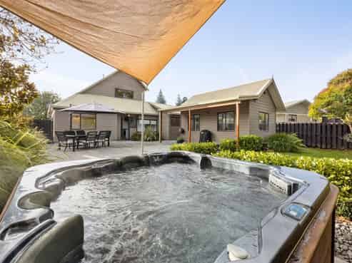 6 Sandford Place, Chartwell