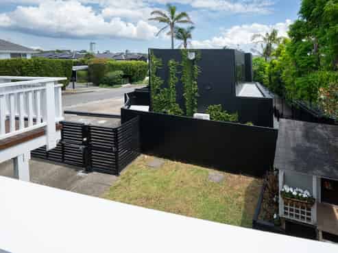 Auckland - Address withheld