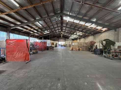 Functional & Superbly Located - 458sqm