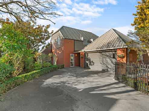 2/57 Weka Street, Fendalton