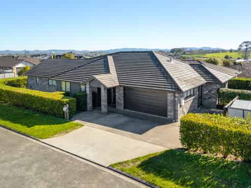 1 Stanton Place, Huntington