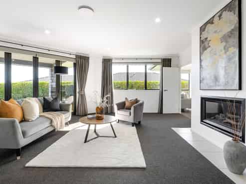 1 Stanton Place, Huntington