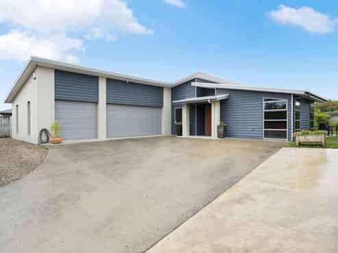 30 Coleraine Drive, Rototuna