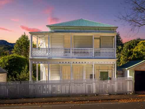 349 Trafalgar Square, Nelson City