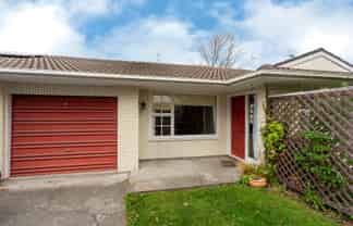 2/11 Puriri Street , Riccarton