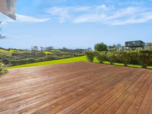 415 Duck Creek Road, Stillwater