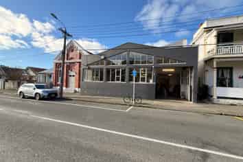 Amazing Warehouse in Central Newtown 
