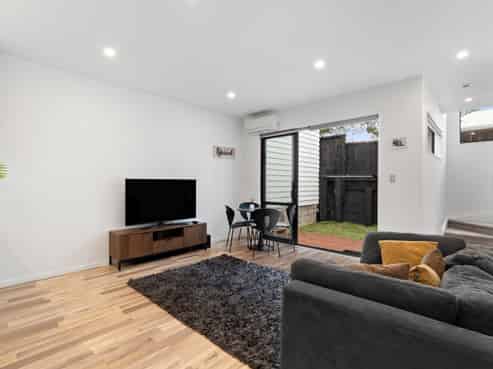 5/122 Archibald Road, Kelston