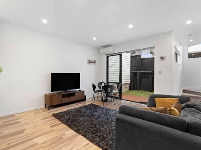 5/122 Archibald Road, Kelston