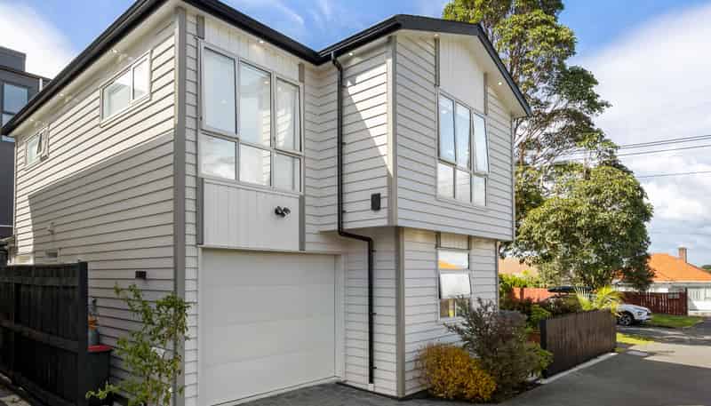 16A Tyburnia Avenue, Mount Albert