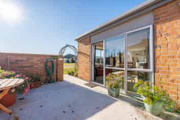 6 Elloughton Crescent, Marchwiel
