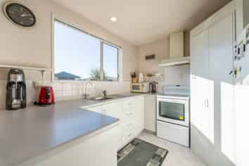 6 Elloughton Crescent, Marchwiel