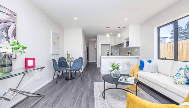 7/8 Blanes Road, Weymouth
