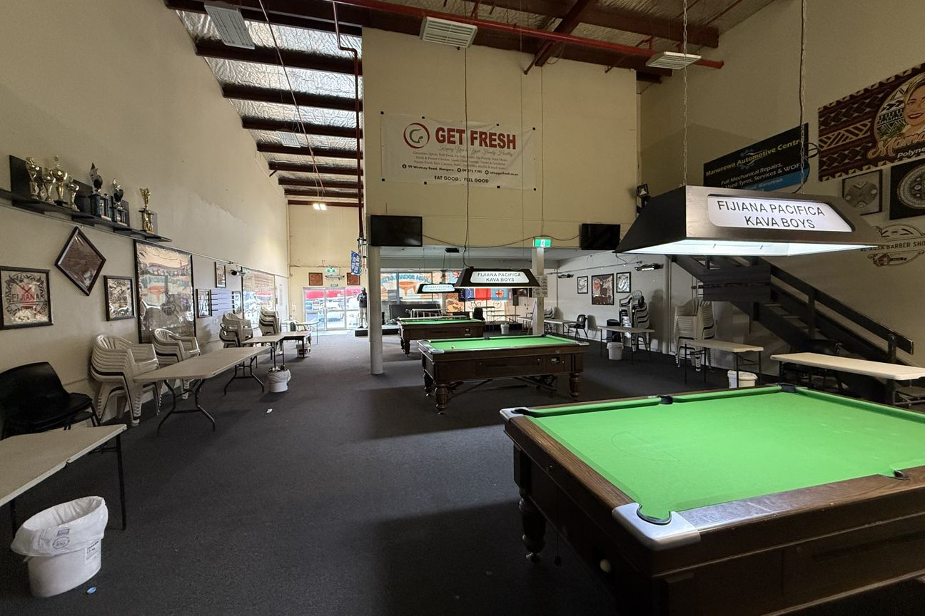 Prime showroom/warehouse for Lease - Widok 6