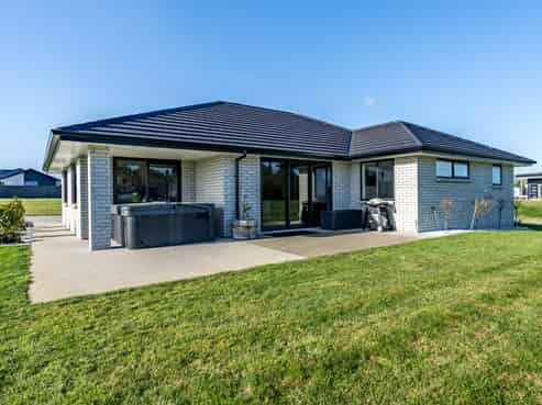 25 Glenda Place, Seaward Bush