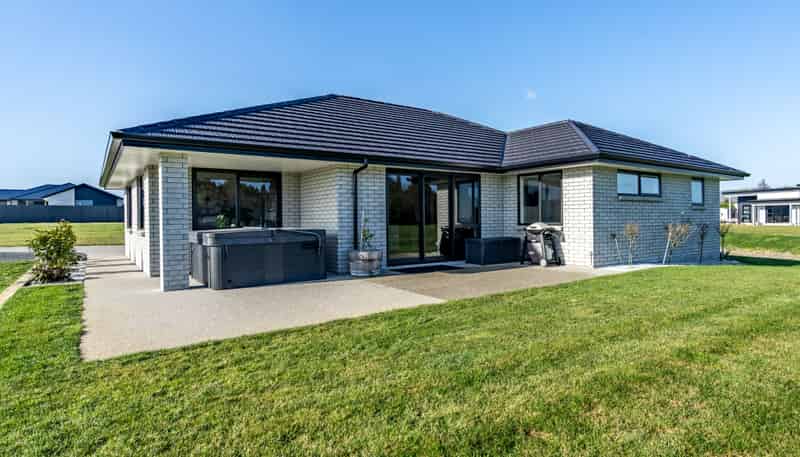 25 Glenda Place, Seaward Bush