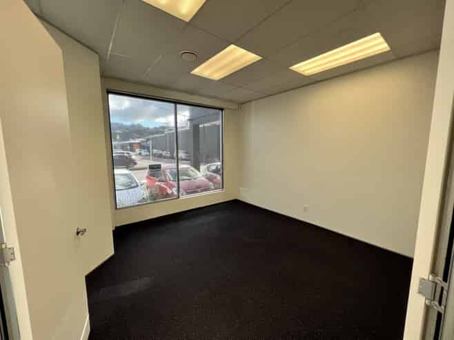 Ground floor office, showroom & workshop