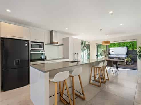 12 Charles Heaphy Lane, Stonefields