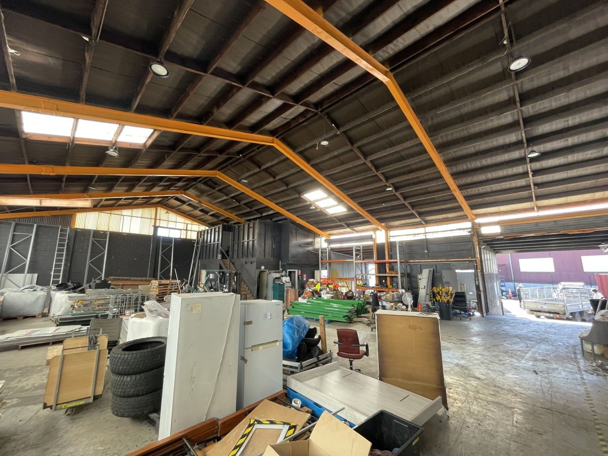 Mt Wellington Workhorse | Warehouse + Yard