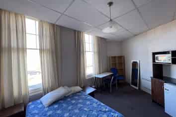 5 Anzac Avenue, Dunedin Central