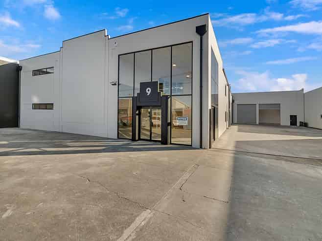 Refurbished Industrial in Central Sydenham