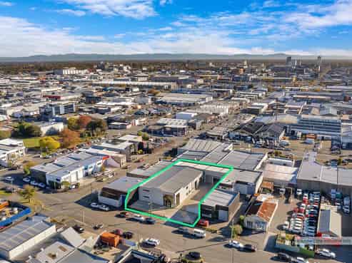 Refurbished Industrial in Central Sydenham