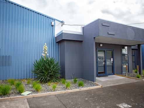 Versatile industrial site – 2,400m² in Onekawa