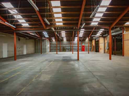 Versatile industrial site – 2,400m² in Onekawa