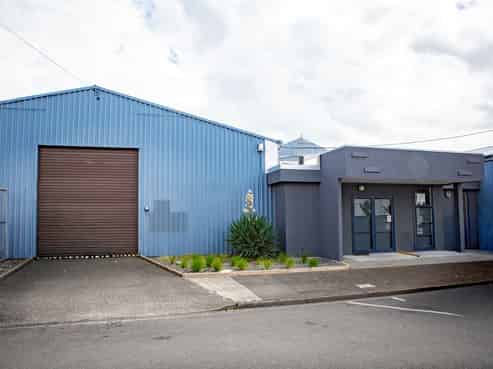Versatile industrial site – 2,400m² in Onekawa