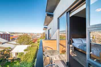 Room 2/71 Carroll Street, Dunedin Central
