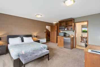 Room 2/71 Carroll Street, Dunedin Central