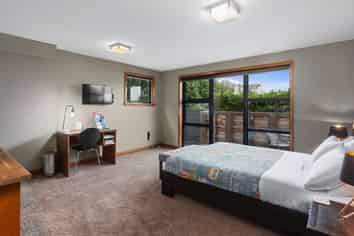 Room 2/71 Carroll Street, Dunedin Central