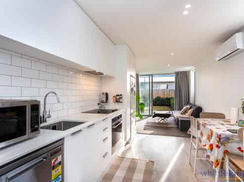 4/113 Huxley Street, Sydenham