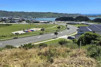 Lot 2/ 1 Baxter Rise, Aotea