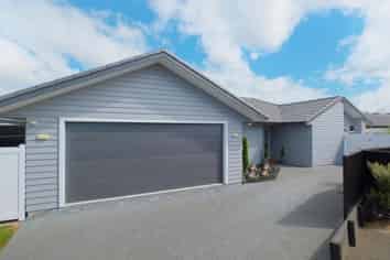 12 Mayfly Grove, Nukuhau